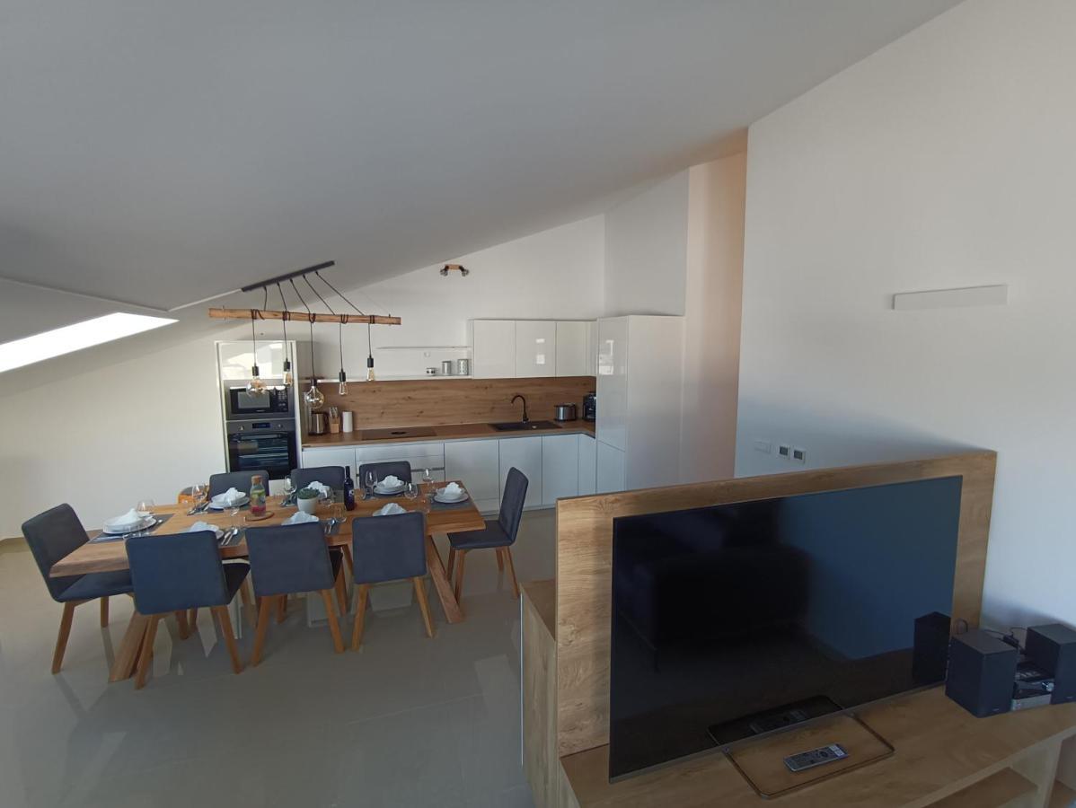 メドゥリンPenthouse Sunsetアパートメント エクステリア 写真